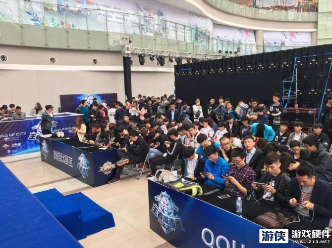 通过展示凯 通过展示凯