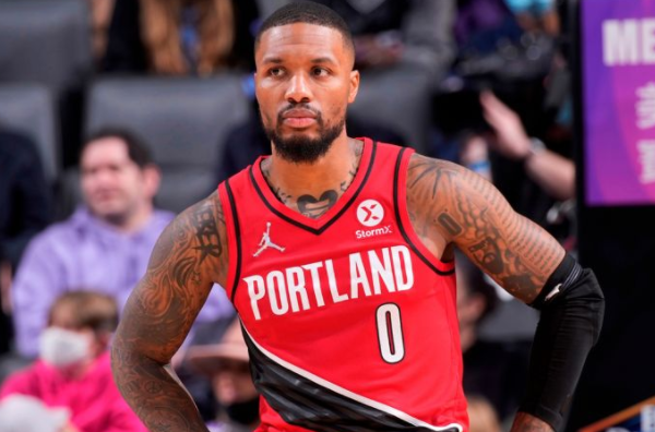 格兰足坛的 格兰足坛的