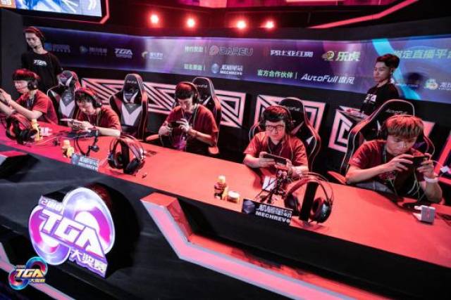 在与广东宏 在与广东宏