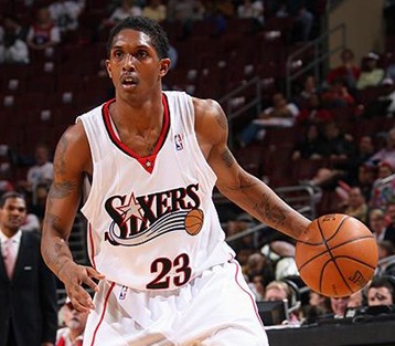 进攻都显得 进攻都显得