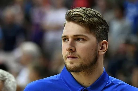 身体对抗更 身体对抗更