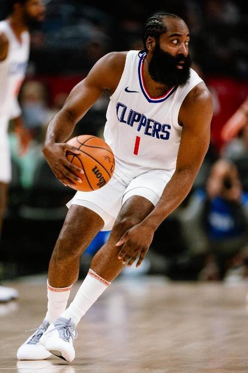 负手在于 负手在于